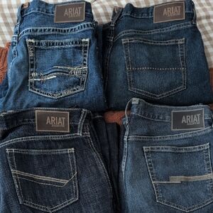4 Pair Of Western Ariat Relaxed Fit M2 Jeans Barely Worn 320$